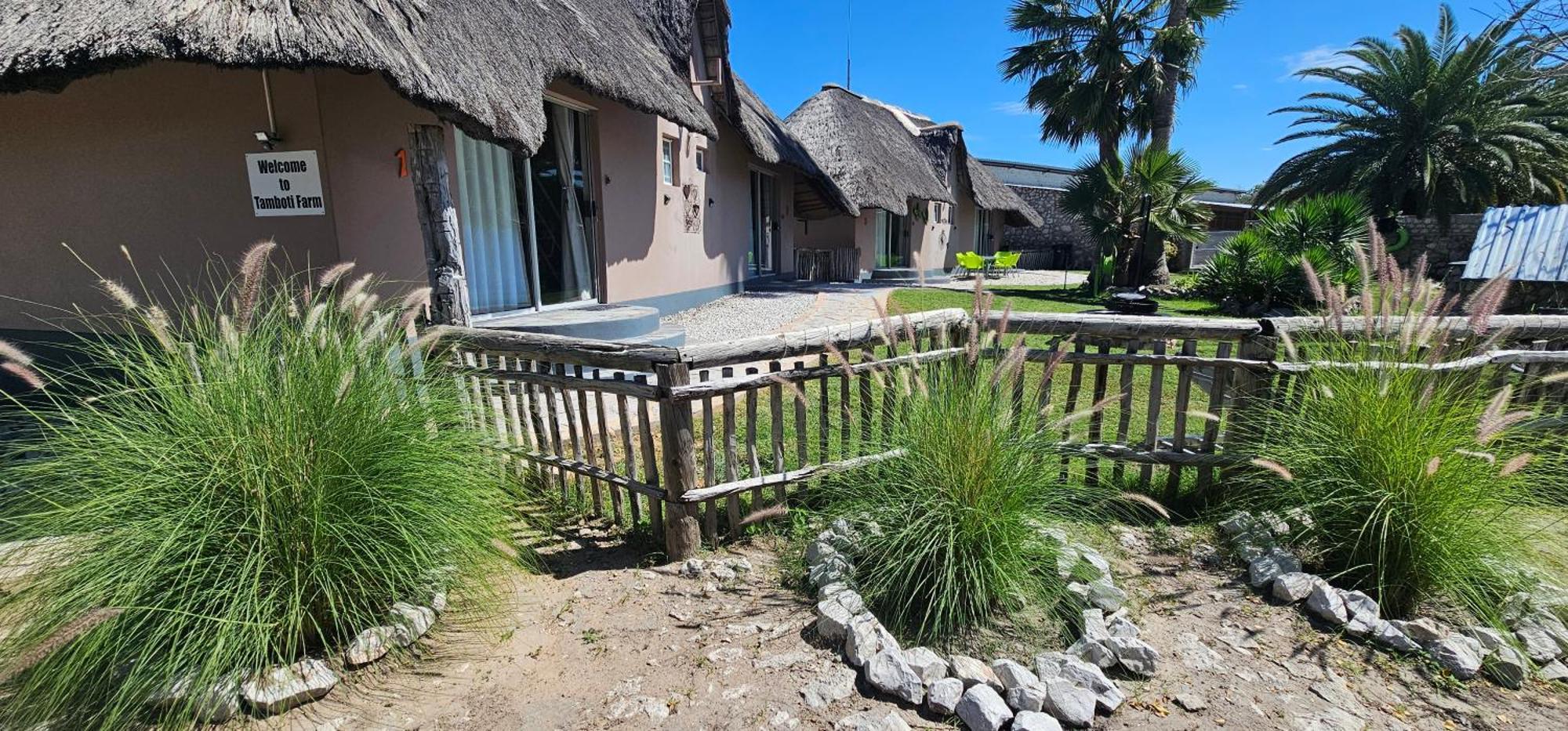 צומב Tamboti Farm Accommodation מראה חיצוני תמונה